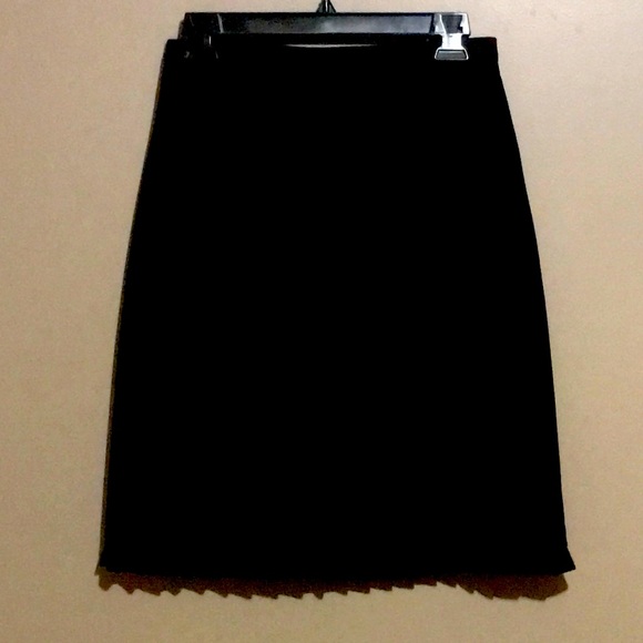 B. Moss Short Black Lined Dressy Skirt Pleated Hem size 6 - Picture 1 of 3